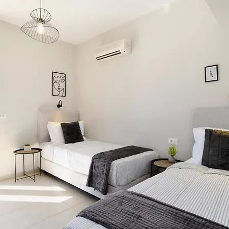 Angelika Lindos By Villa